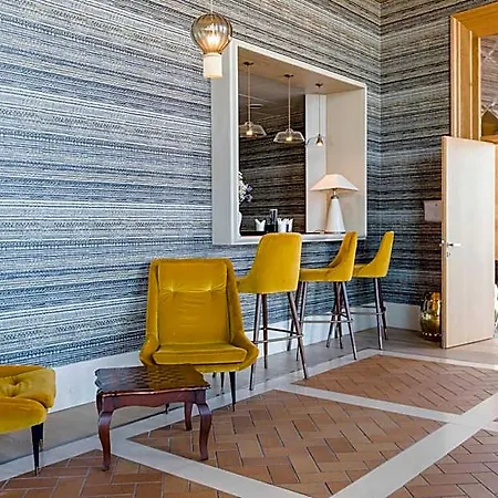 Royal Scenic Hotel